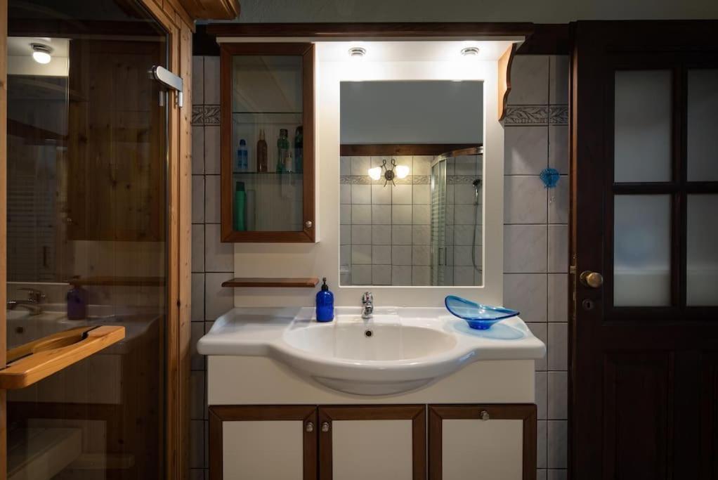 Traditionelles Appartement Athos Shadow Am Meer Paralia Sikias Экстерьер фото